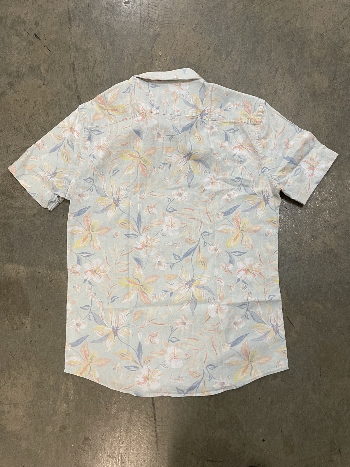 3 Pack Faherty Printed Button Down Shirt Men's Si… - image 7