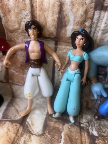 Vintage Disney Aladdin Action Figure Lot 1992 Mattel Genie Jasmine Aladdin 5” - Picture 3 of 7