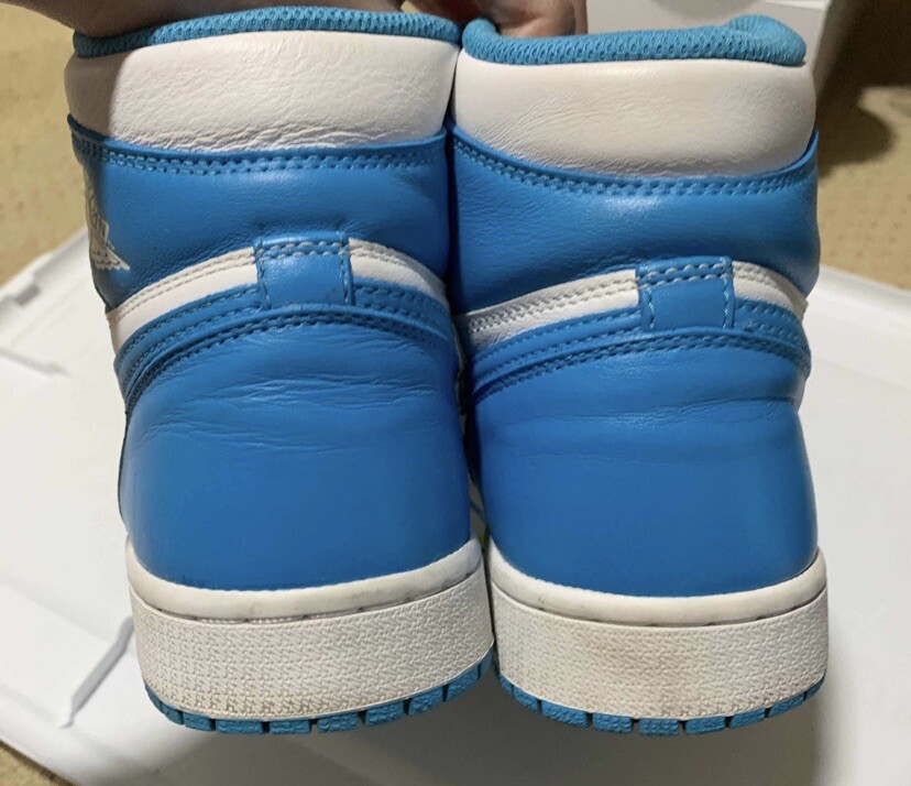 Nike Air Jordan 1 Retro High OG UNC 2015 555088-117 Sz 8.5