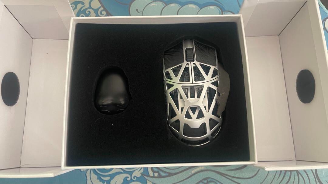 wlmouse beast x mini シルバー 中古品 WLMOUSE Beast X Mini Wireless Gaming Mouse Silver Used From