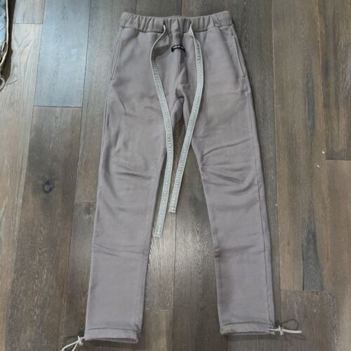 Fear of God Sixth Collection Core Sweatpants God Grey size XS