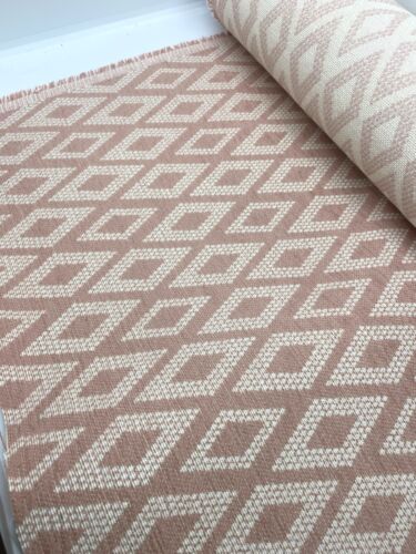 5 metres pink and white geometric upholstery fabric FREE POSTAGE - Picture 1 of 4