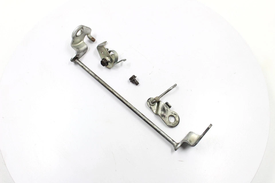 2000 KAWASAKI NINJA 500R ОРИГИНАЛЬНЫЙ ЗАМОК ЗАЩЕЛКИ ЗАДНЕГО ПАССАЖИРСКОГО СИДЕНЬЯ В СБОРЕ - Изображение 2 из 4