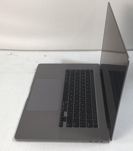 2019 Apple MacBook Pro A2141 i7-9750H @ 2.6GHz 16GB 512GB SSD 142 Cycle See Pics - Bild 9 von 11