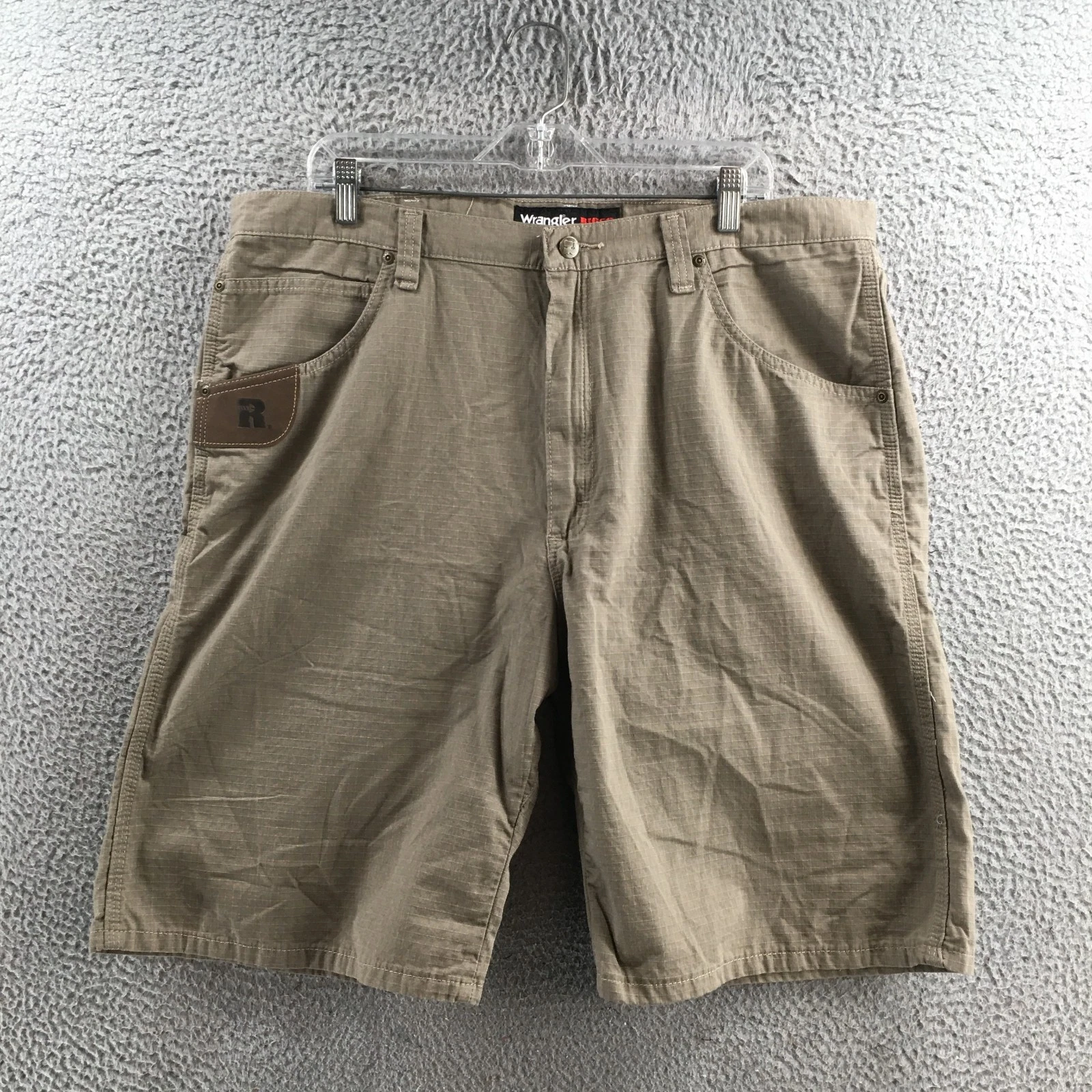 Wrangler Riggs Workwear Cargo Short Mens 40 Beige Cotton High Rise Flat Front