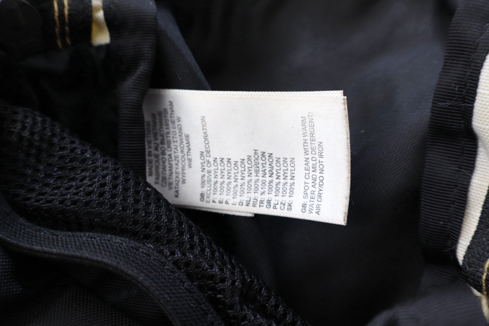 Supreme x The North Face Gold Metallic Shoulder Bag SS18 image 6