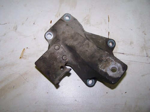 Audi 100 C4 A6 C4 MKB : AAH 2,8l 174PS Getriebehalter 4A0399113D