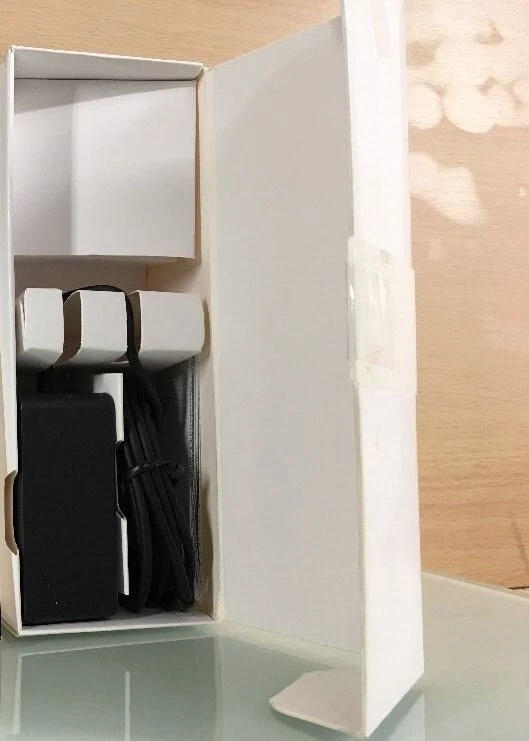 Genuine Microsoft Surface Power Supply for for the Surface & Surface 2 (F4) - Image 2 of 2