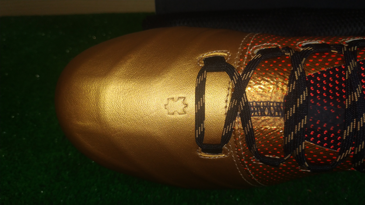 Adidas X 17.1 Leather GOLD Rare boots mens Football/Soccers