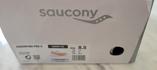 Saucony Endorphin Pro 4- White/Black- Very Good Used Condition - Picture 6 of 6