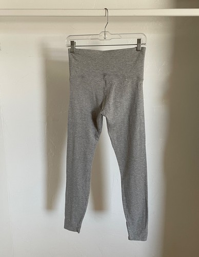 FABLETICS Light Gray Athletic LEGGINGS Size Medium - Picture 3 of 7