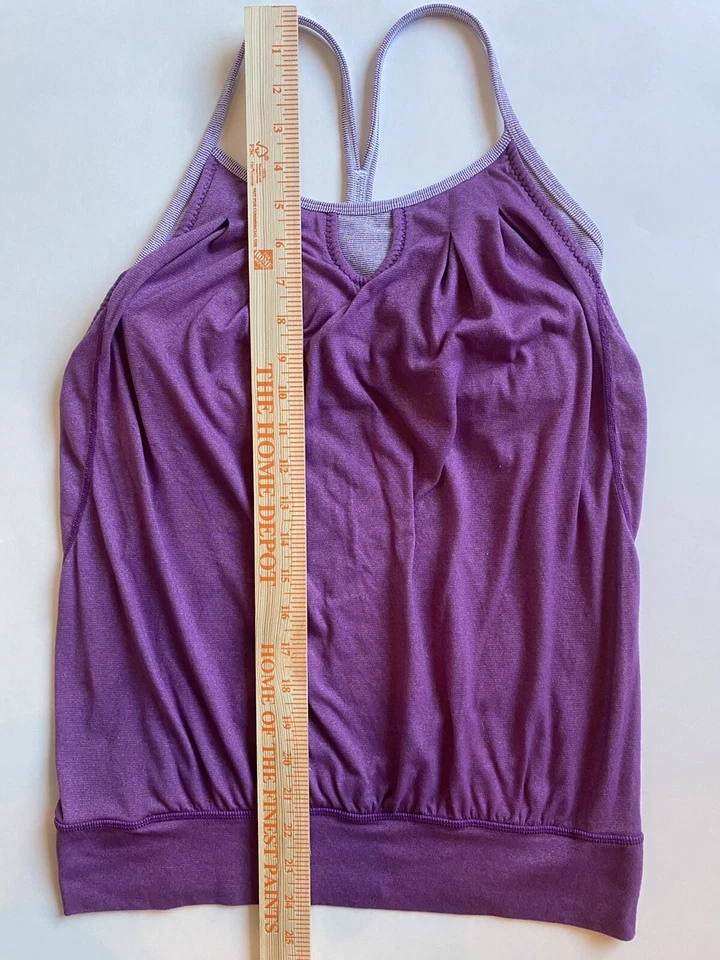 Camiseta sin mangas Lululemon No Limits púrpura con estante incorporado espalda deportiva activa 6 Foto 3 de 4