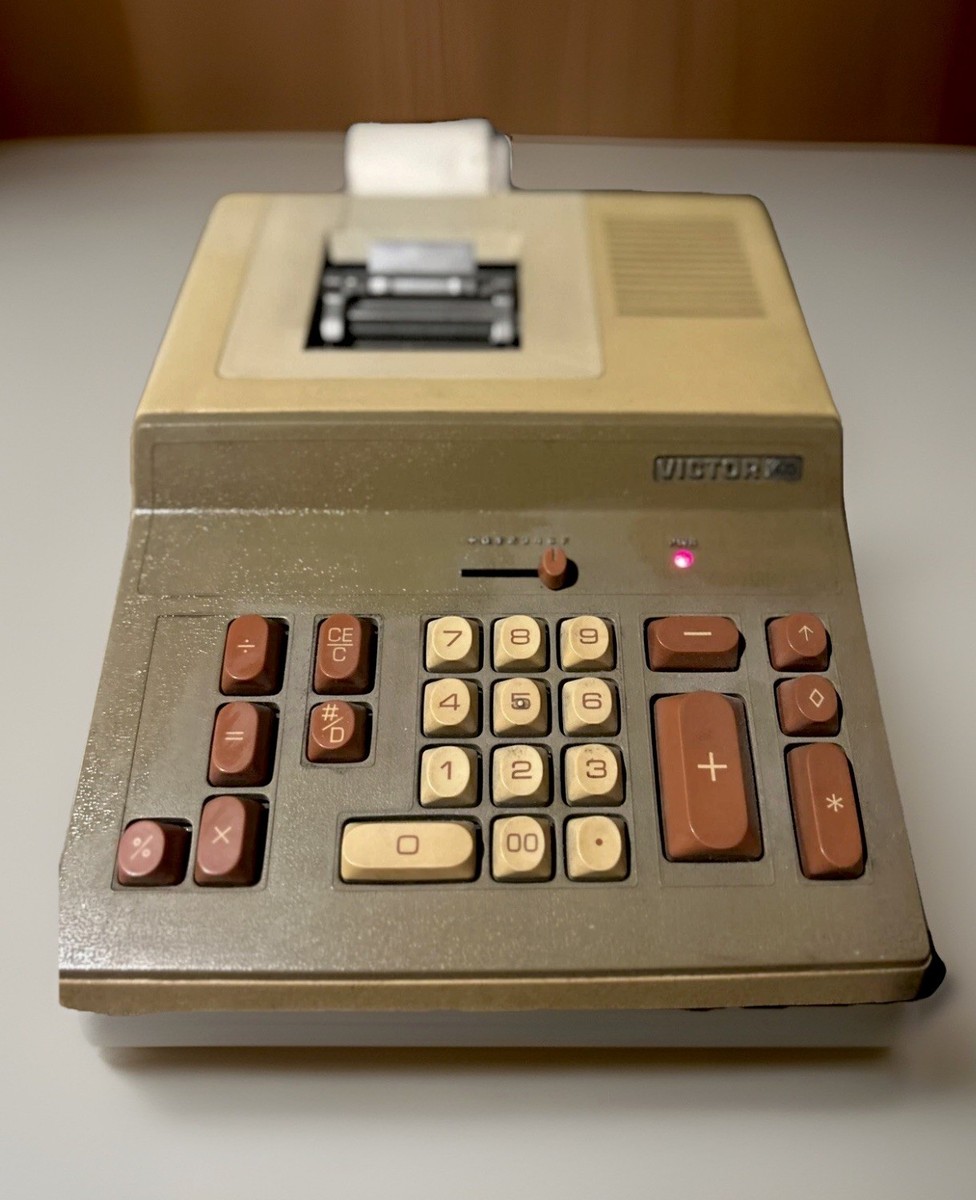 Vintage Victor Adding Machine Printing Calculator Model 605 Retro