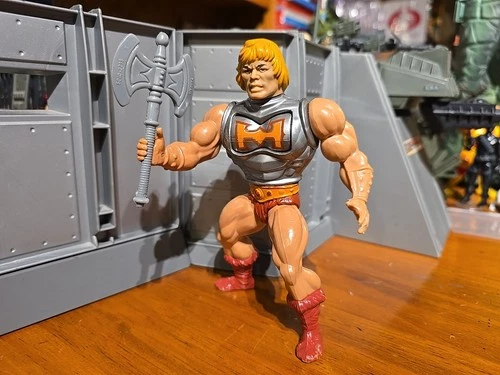Vintage Battle Damage He-Man 1983 Masters of the Universe MOTU 80s Mattel Axe