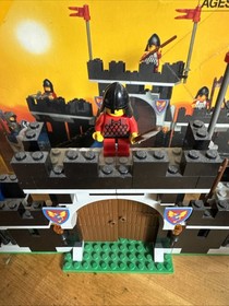 Vintage Lego #6059 - CASTLE KNIGHTS STRONGHOLD INCOMPLETE w/BOX No Horse