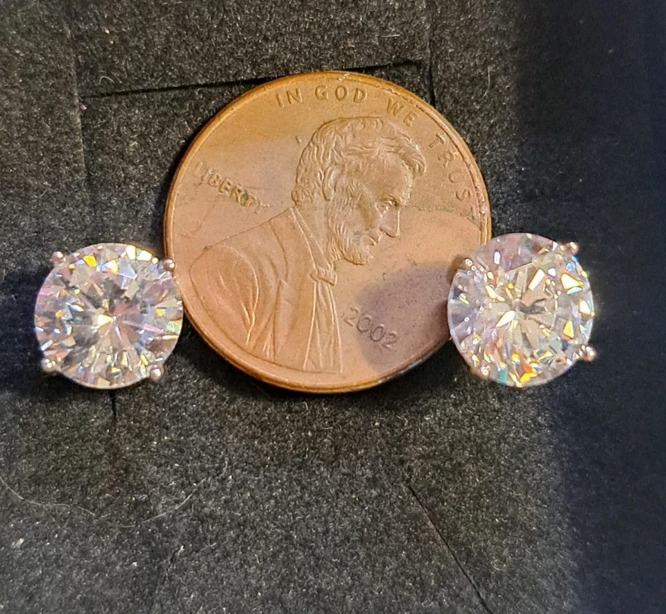 Brincos masculinos e femininos de prata esterlina 925 com solitário de diamante simulado 2 quilates - Imagem 2 de 4