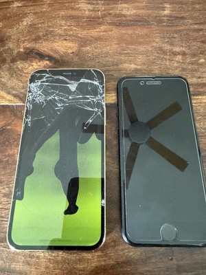 lot of 2 iphones