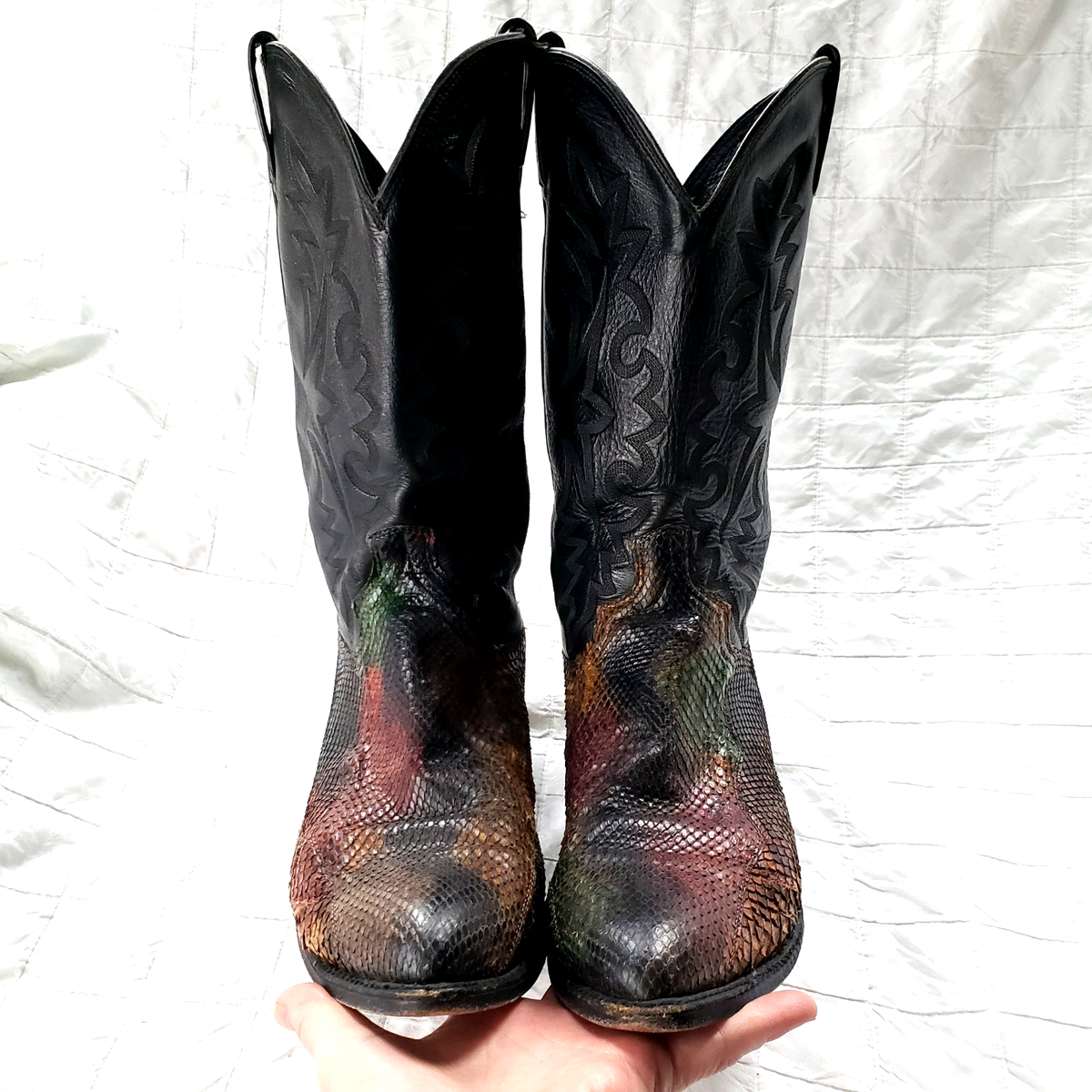 Vintage Dan Post Men’s Rainbow Python Snakeskin Cowboy Boot Size US 9.5 Dan Post Vintage Rainbow Python Snakeskin Western Cowboy  main image 3
