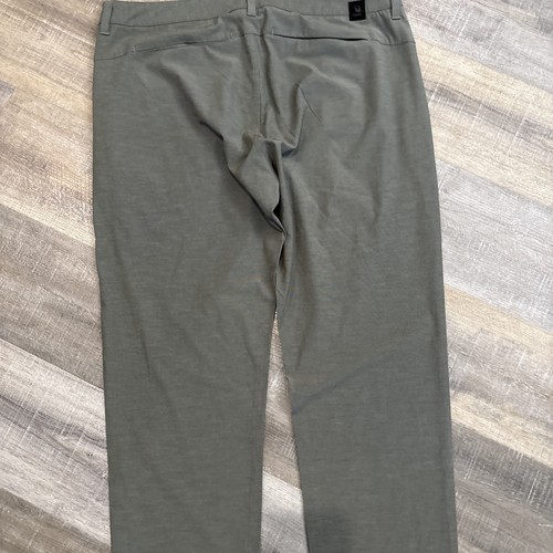 Vuori Pants Mens 36x29 Gray Aim Performance Chino Stretch Tapered Fit Golf V431 - Picture 14 of 15