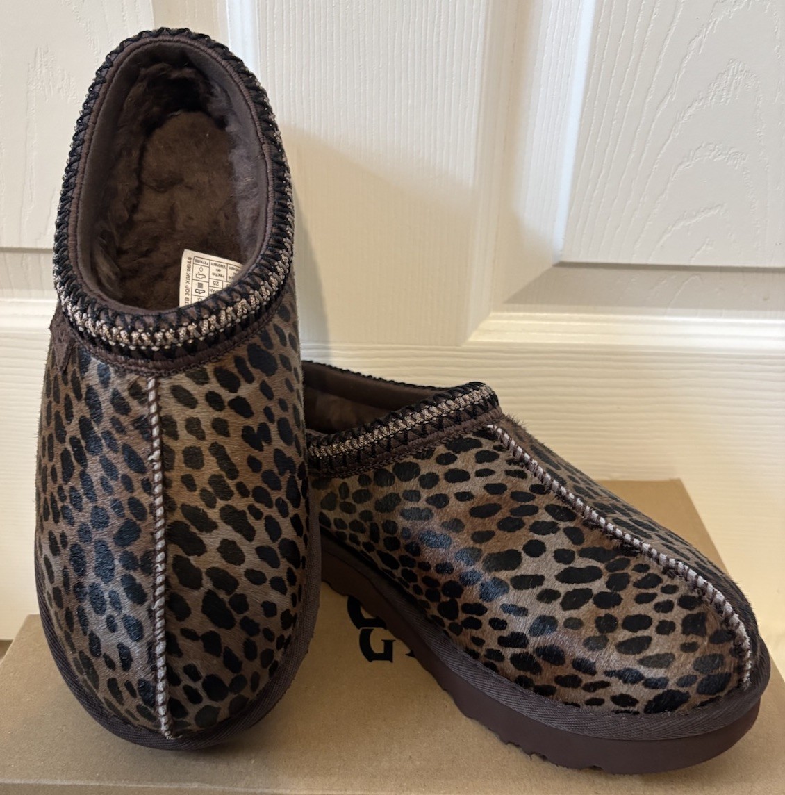 NIB UGG Women's Tasman Caspian In Burnt Cedar Leopard Print Size: 8 image 2