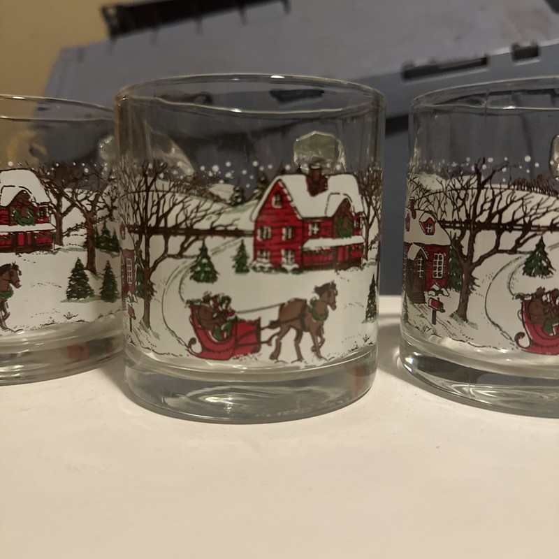 Vintage Libbey Currier and Ives Christmas Glass Mugs Winter Snow Scene- Set of 4