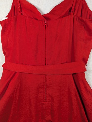 Premier Amour - Women's - Red Romper Shorts - Size: 6 - Picture 3 of 14