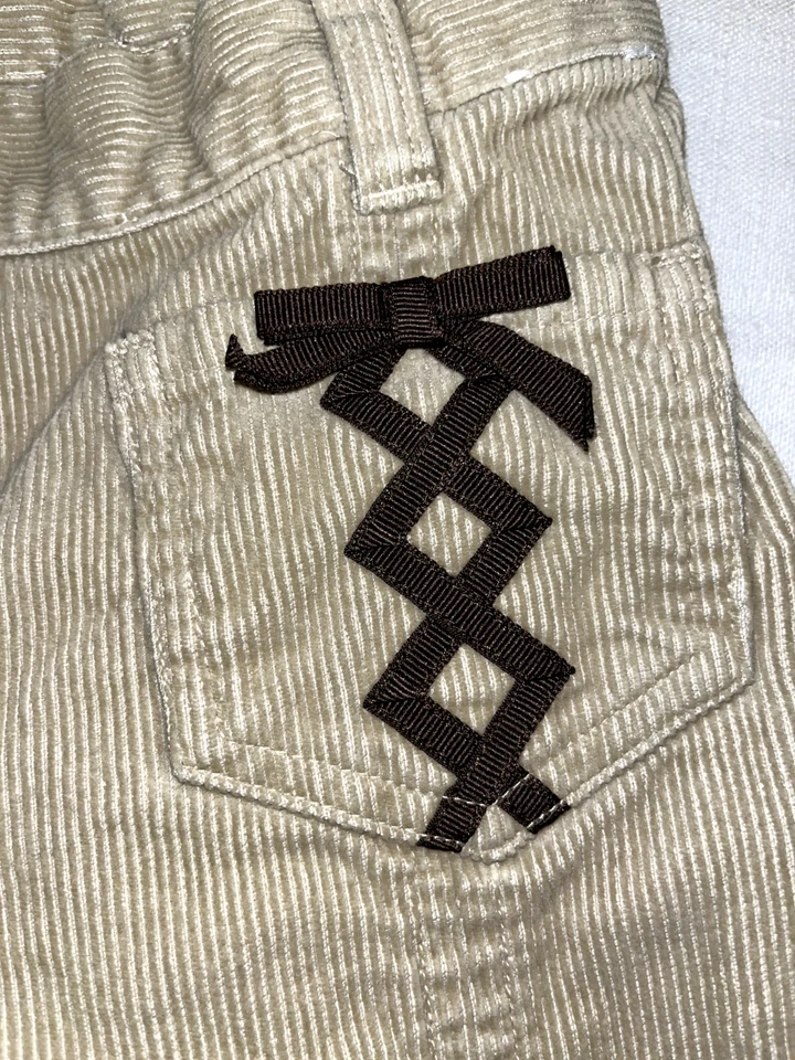 Calça Gymboree 6 SLIM Veludo Bronzeado Flare Bolsos de Fita Boneca Peruana AJUSTÁVEL - Imagem 3 de 4