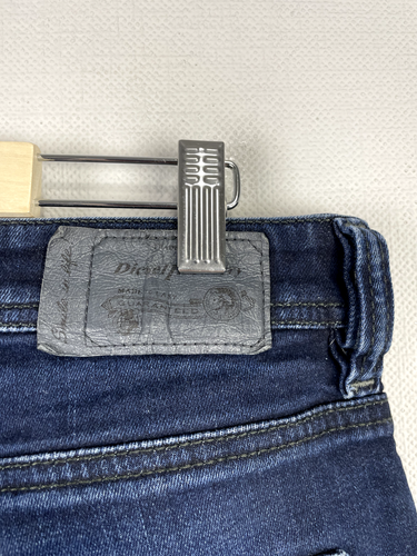 Diesel LARKEE-RELAXED Comfort Straight Wash 0807A_Stretch Denim Jeans W32 L30 - Picture 19 of 22