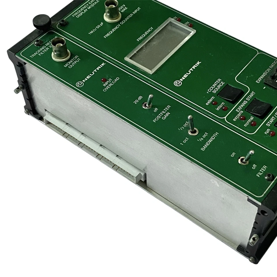 NEUTRIK RECEIVE FILTER 3314; FREQUENCY EXPANDING DISPLAY MODULE 3335 - Image 3 of 4
