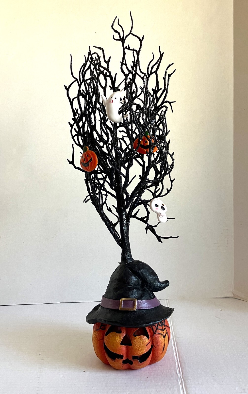Halloween Light Up Twig Tree Pumpkin Ghost Black Cracker Barrel 24" Battery
