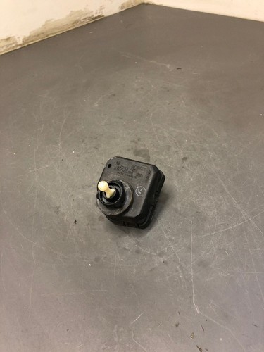 158022 Stellmotor Scheinwerfer OPEL Vectra B (J96) 0307852335 1.6i