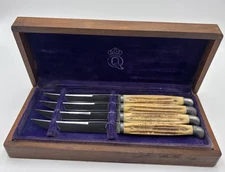 Vintage Queen Cutlery Stainless Stag Handle Steak Knife 4 Pc Set w Case