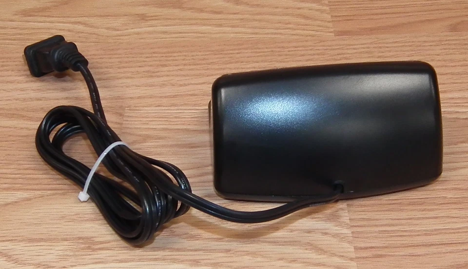 Genuine Sharp (SPC026) Small Wired Alarm Clock With Battery Backup **READ** - Image 2 of 4