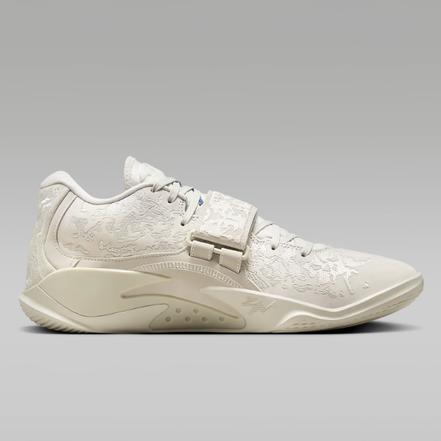 Nike FN1778-040 バスケットボールシューズ Nike Zion 3 MUD 