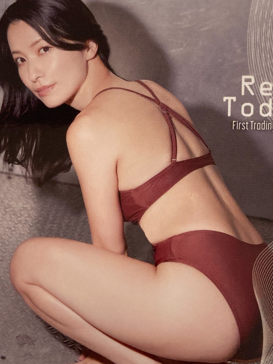 Rara rei さん専用 Rei Toda First Trading Card Japan gravure costume Bikini JAPANESE