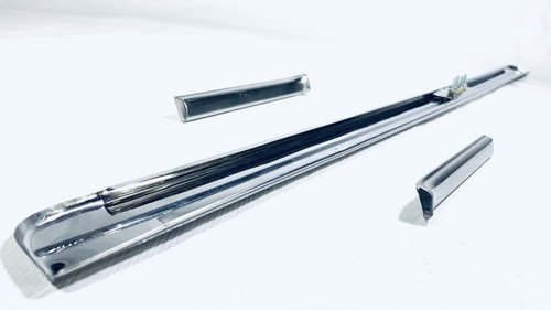 Moulding Chrome Front Bonnet Hood For TOYOTA COROLLA KE30 1979 - Picture 3 of 7