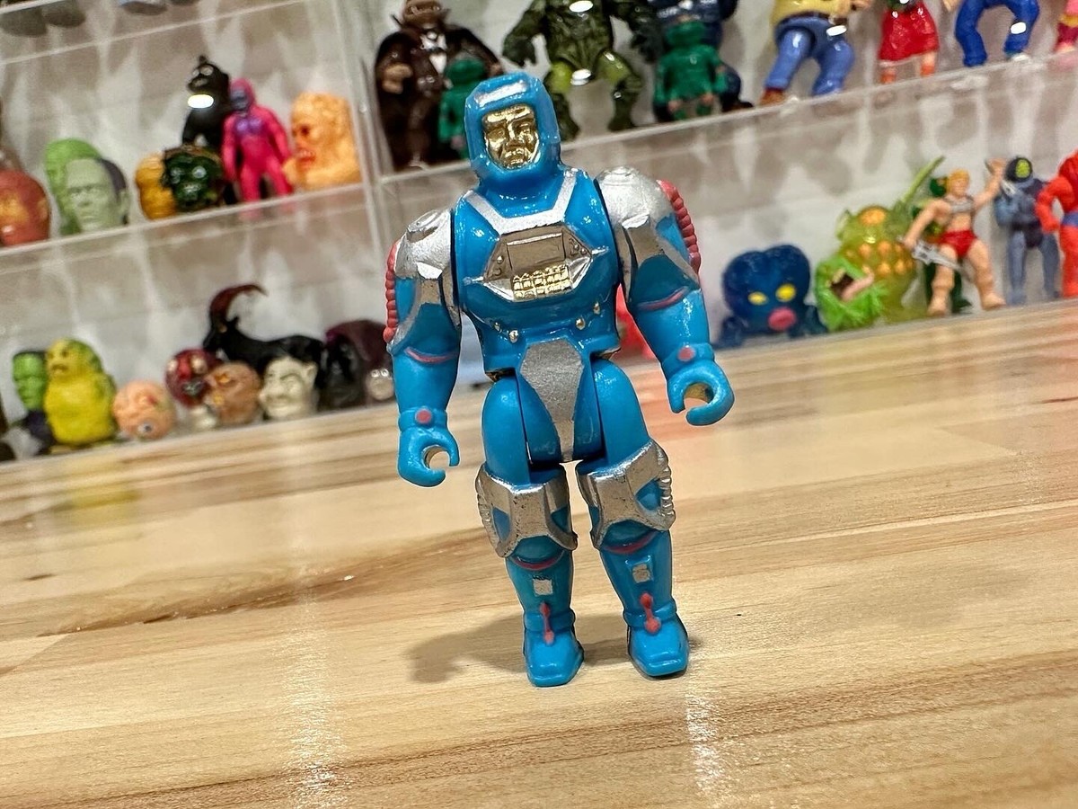 Toy A Day: #77 - #79 of 365 Computer Warriors Debugg, Megahertz and Romm