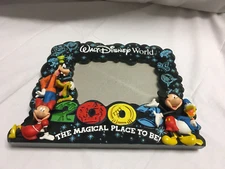 Disney Parks 3D 2003 Magical Place to Be Picture Frame Needs Repair AS IS