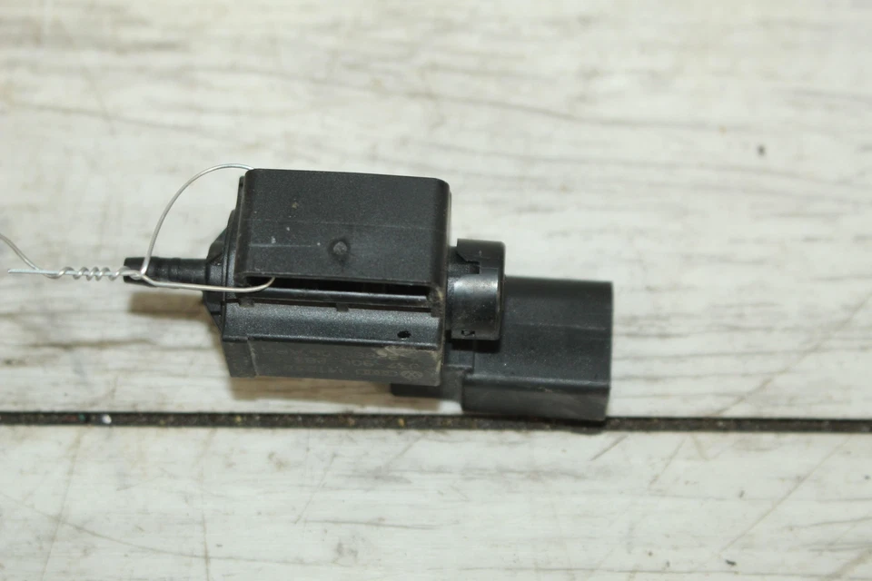 Piezas de inyección de combustible diversas AUDI S8 13 14 15 16 17 Foto 3 de 4