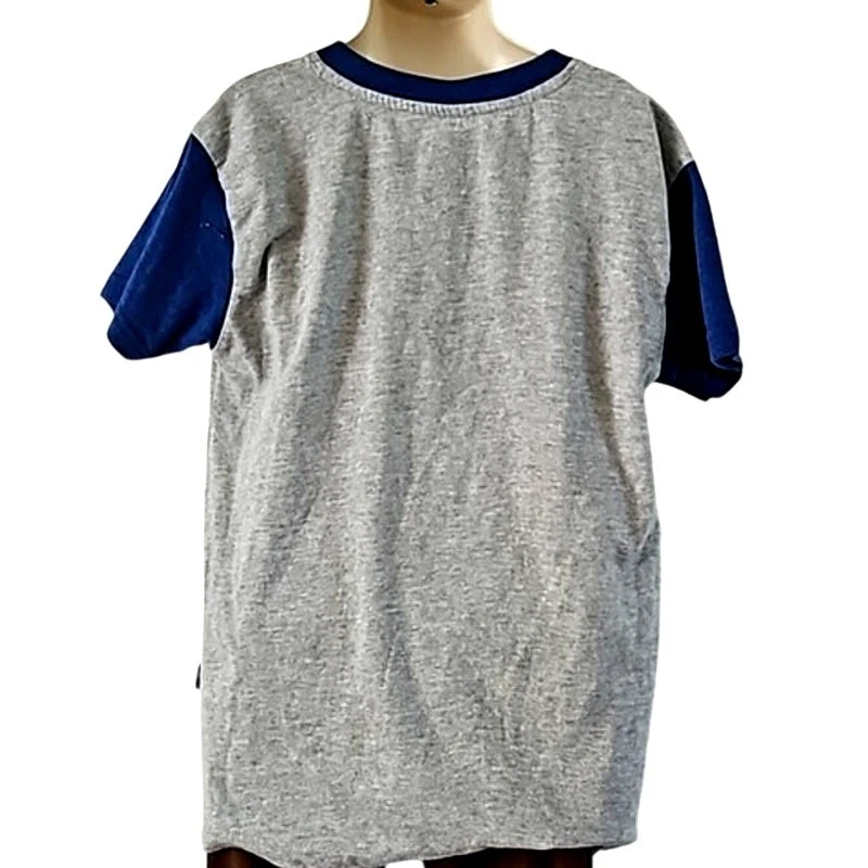 Excelente Camisa Henley Airwalk Niños Gris Azul Marino Colorblock Manga Corta Talla Pequeña Foto 4 de 4
