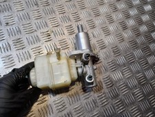 Maître-cylindre de frein BMW X5