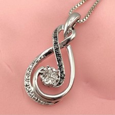 Beautiful Genuine Diamond Infinity Pendant Necklace 925 Sterling Silver