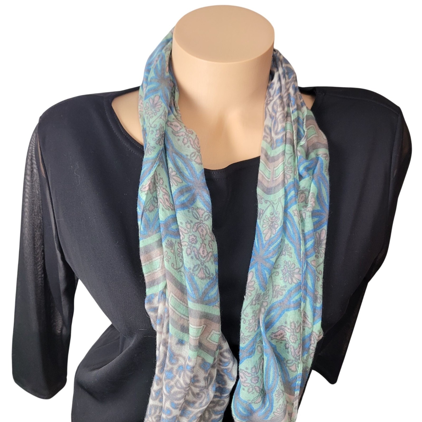 Lightweight Blue & Green Patterned Infinity Scarf - image 5