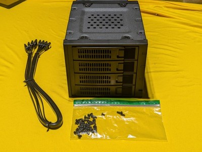 Rosewill RSV-SATA-Cage-34 4-Bay 3.5'' Hot Swap SATA III SAS HDD Cage 5.25'' USED