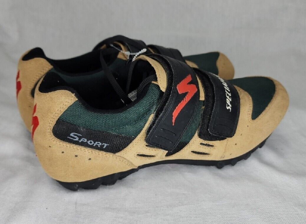 Chaussure de vélo Specialized S-Works 7 taille 43 - SPECIALIZED - 59000 Chaussure de vélo Specialized S-Works 7 taille 43 - SPECIALIZED - 59000