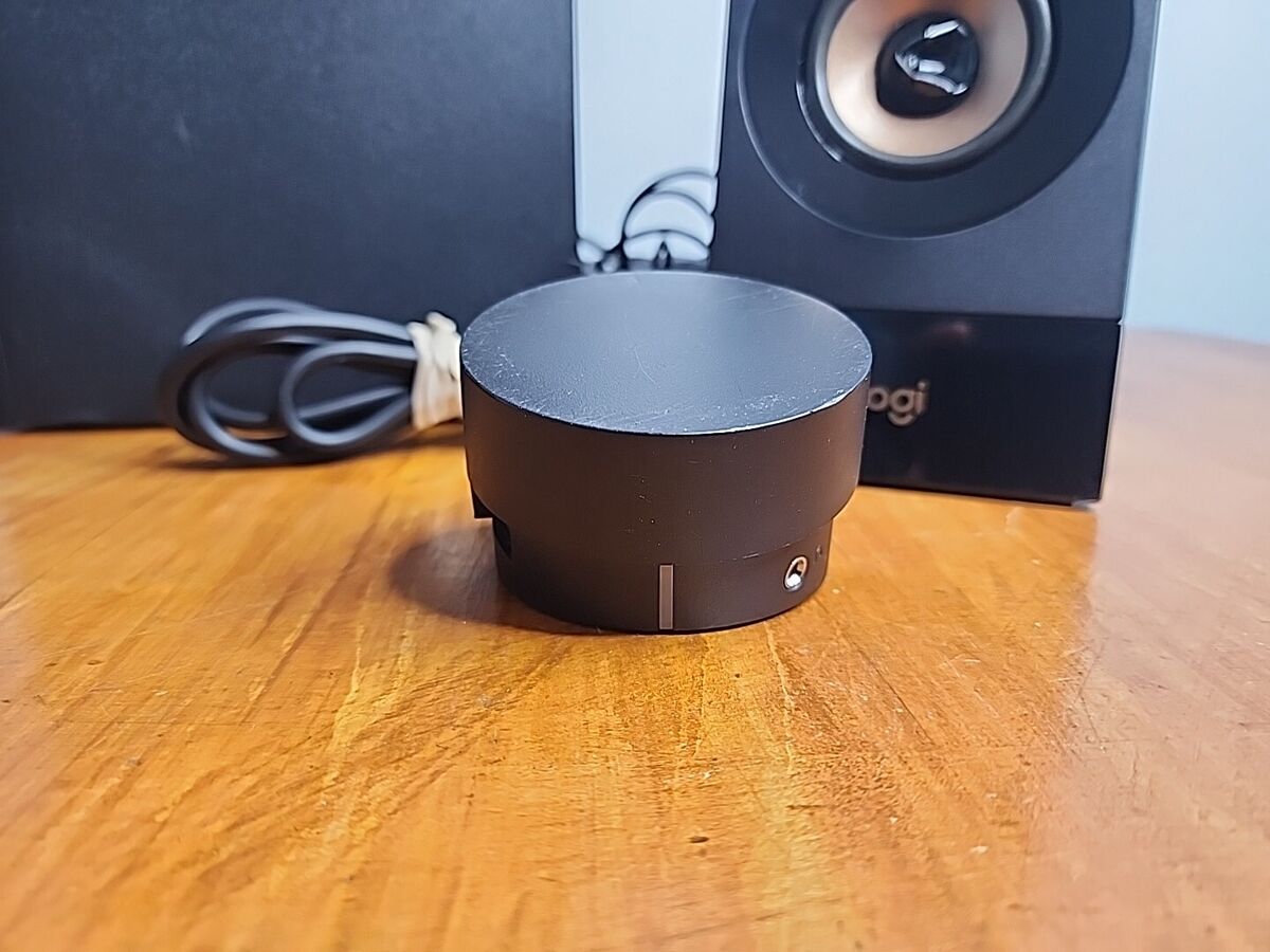Logitech Z533 Multimedia Speaker System with Subwoofer S Logitech Z533 Multimedia Speaker System with Subwoofer S
