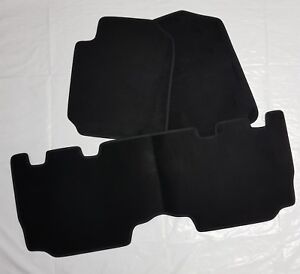 TOYOTA NUOVA YARIS TAPPETI tappetini AUTO 4 block