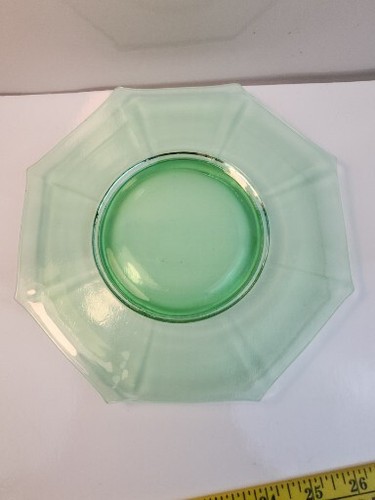 Antique Set Of 6 Octagonal Uranium Depression Glass 8" Plates c.1920's-1930's - Picture 3 of 9