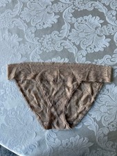 Victoria s Secret Nude Floral Lace Bikini Panties Size Large New without tags