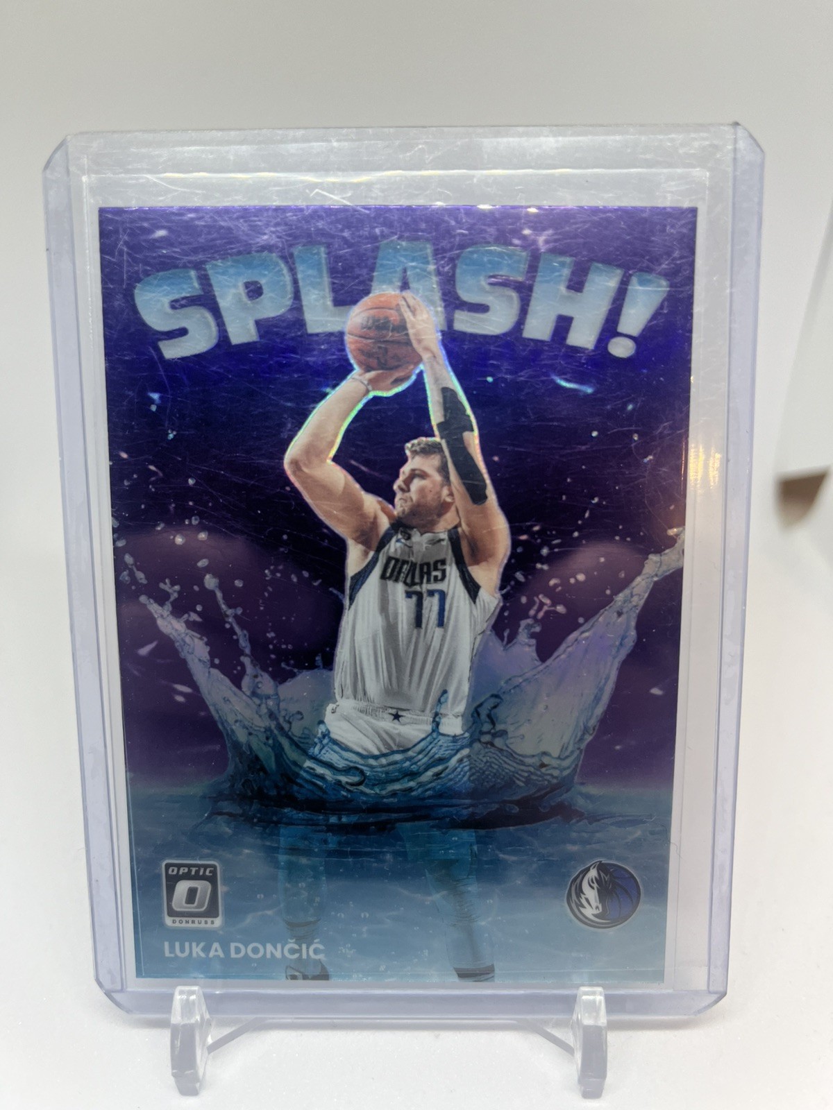 Luka Doncic 2022-23 Panini Donruss Optic Splash! - Purple Prizm #11